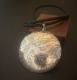 Eletro Etched Pendent